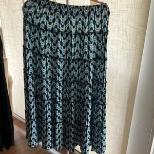 Elegant Blue Patterned maxi  Skirt NWOT